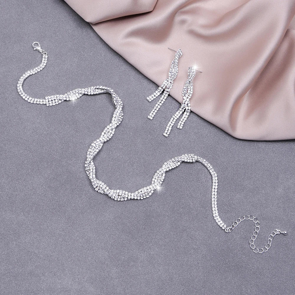 Female Fashion Exaggerated Jewelry Exquisite Silvery Earrings Necklace Set Choker Dinner Decorations For women