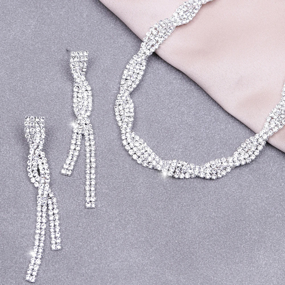 Female Fashion Exaggerated Jewelry Exquisite Silvery Earrings Necklace Set Choker Dinner Decorations For women